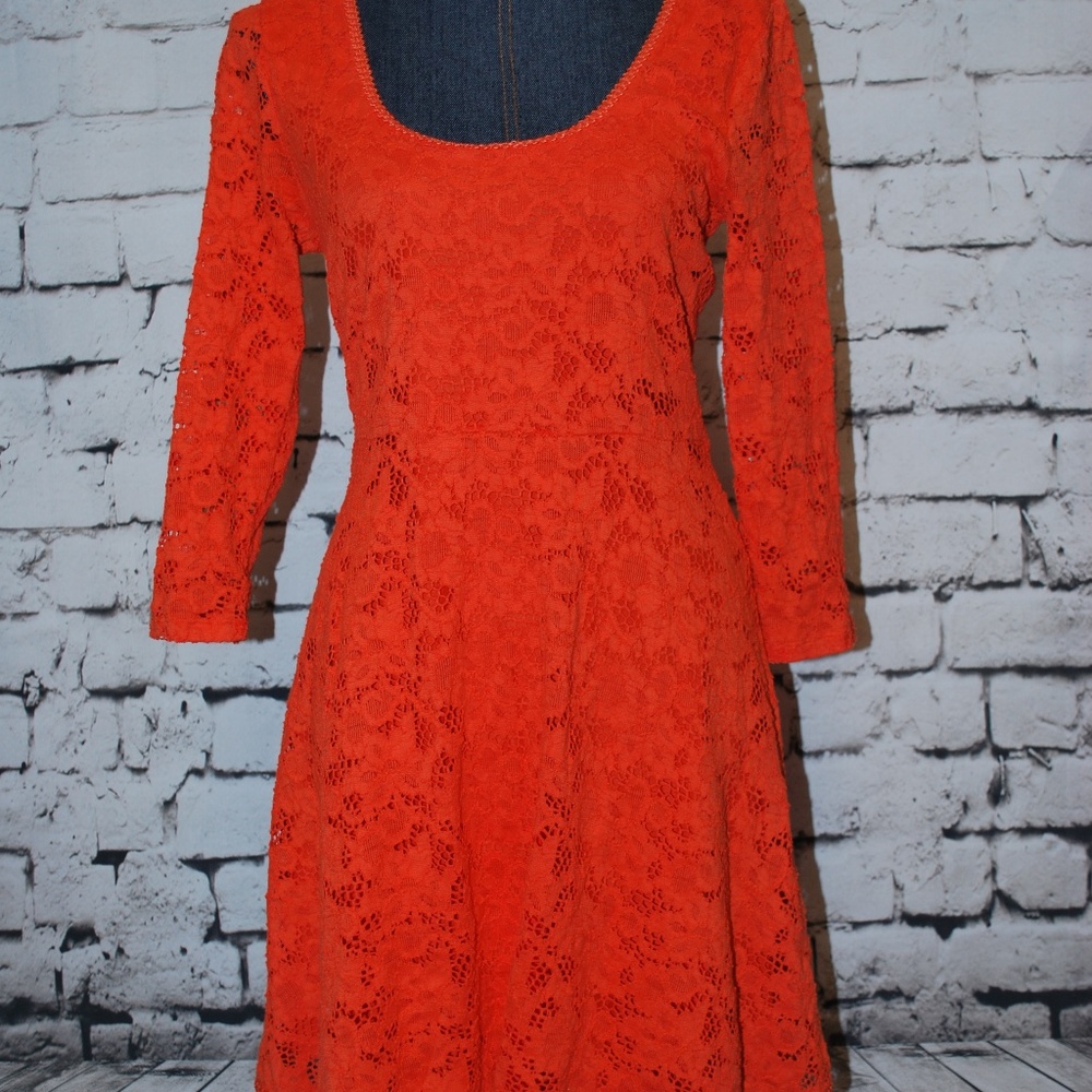 Free People scoop neck lace dress. EUC